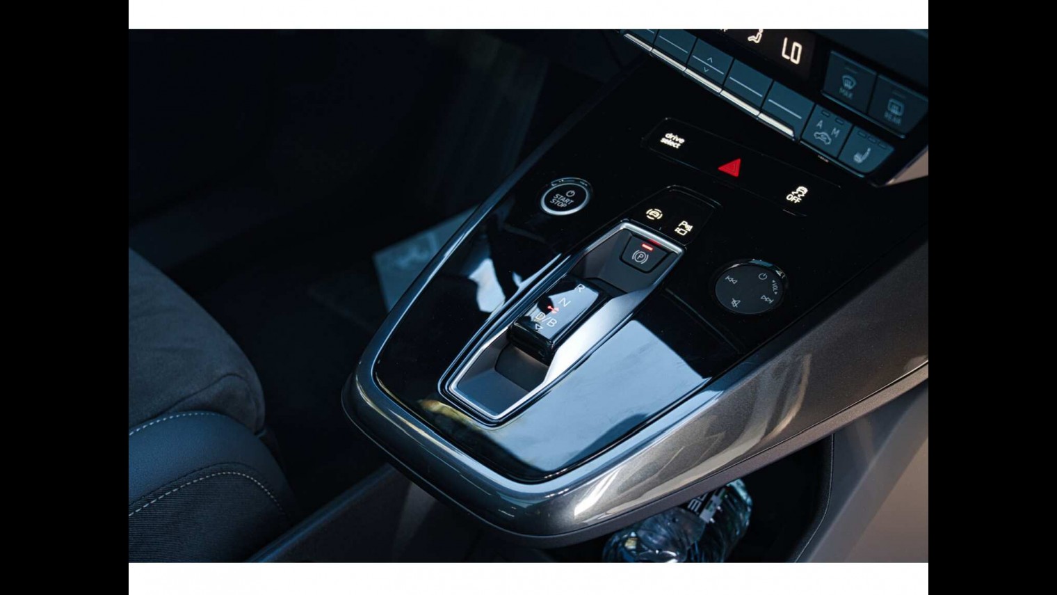 AUDI E-TRON Q4 40 2023 DARK BLUE