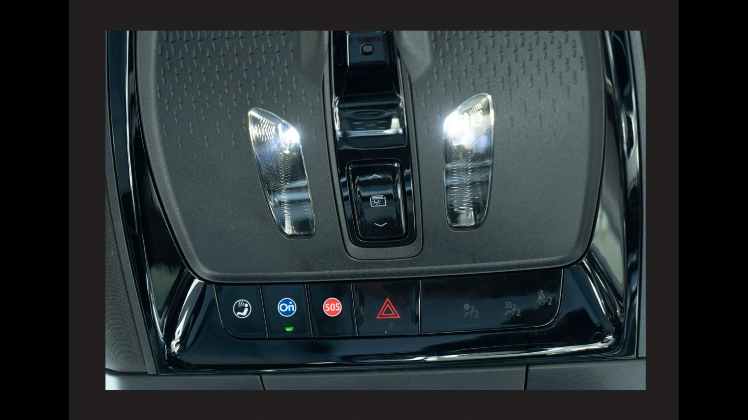CADILLAC LYRIQ LONG RANGE LUXURY RWD HI A/T ELECTRIC
