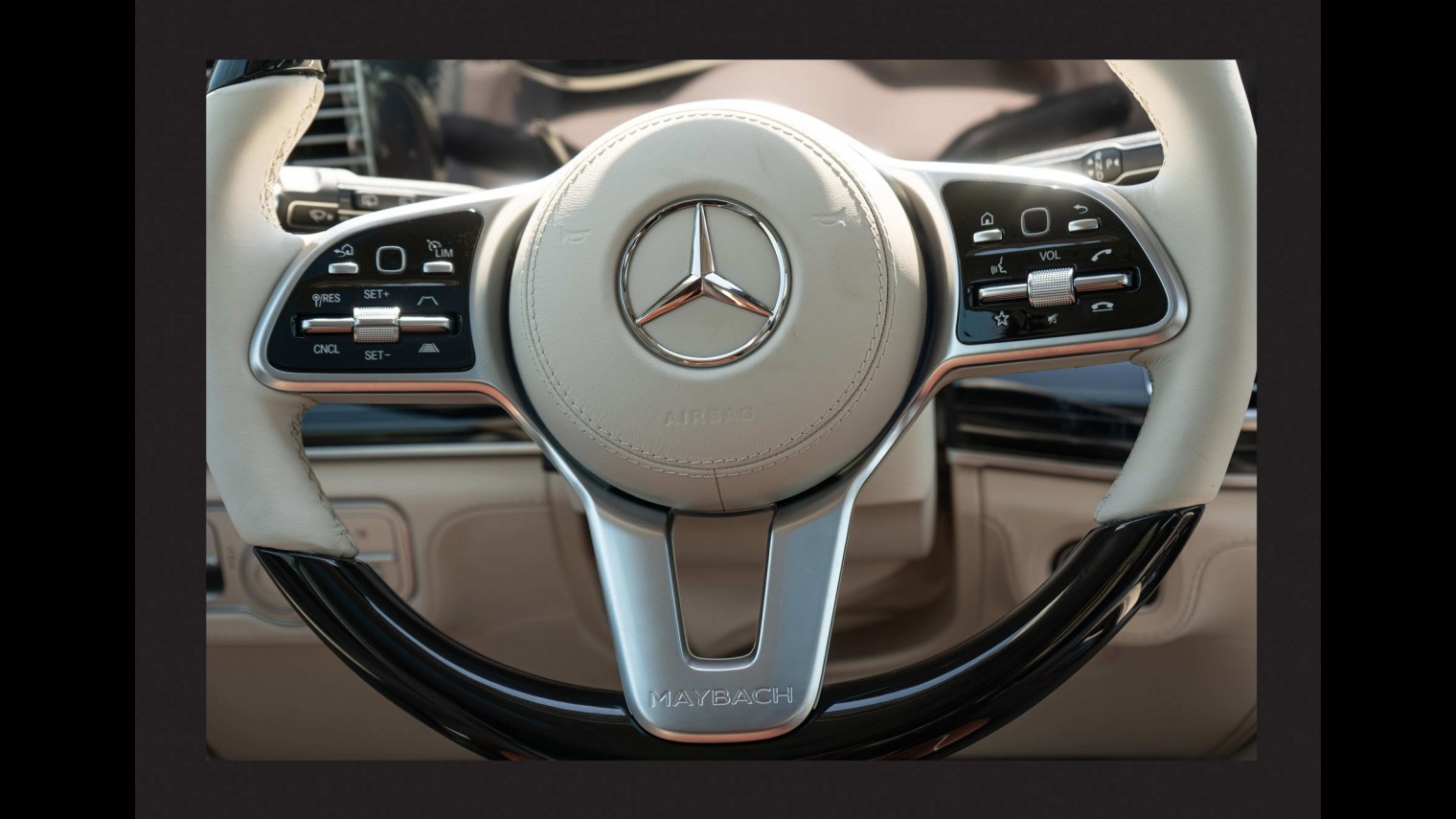 MERCEDES GLS600 MAYBACH 4.0LAUTOMATIC