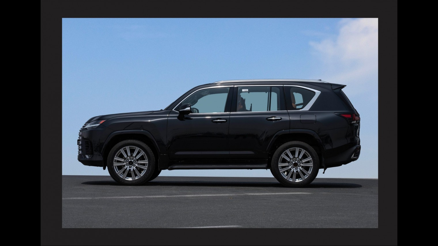 LEXUS LX600 3.5L VIP A/T PTR