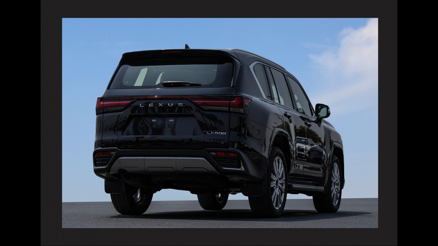 LEXUS LX600 3.5L VIP A/T PTR