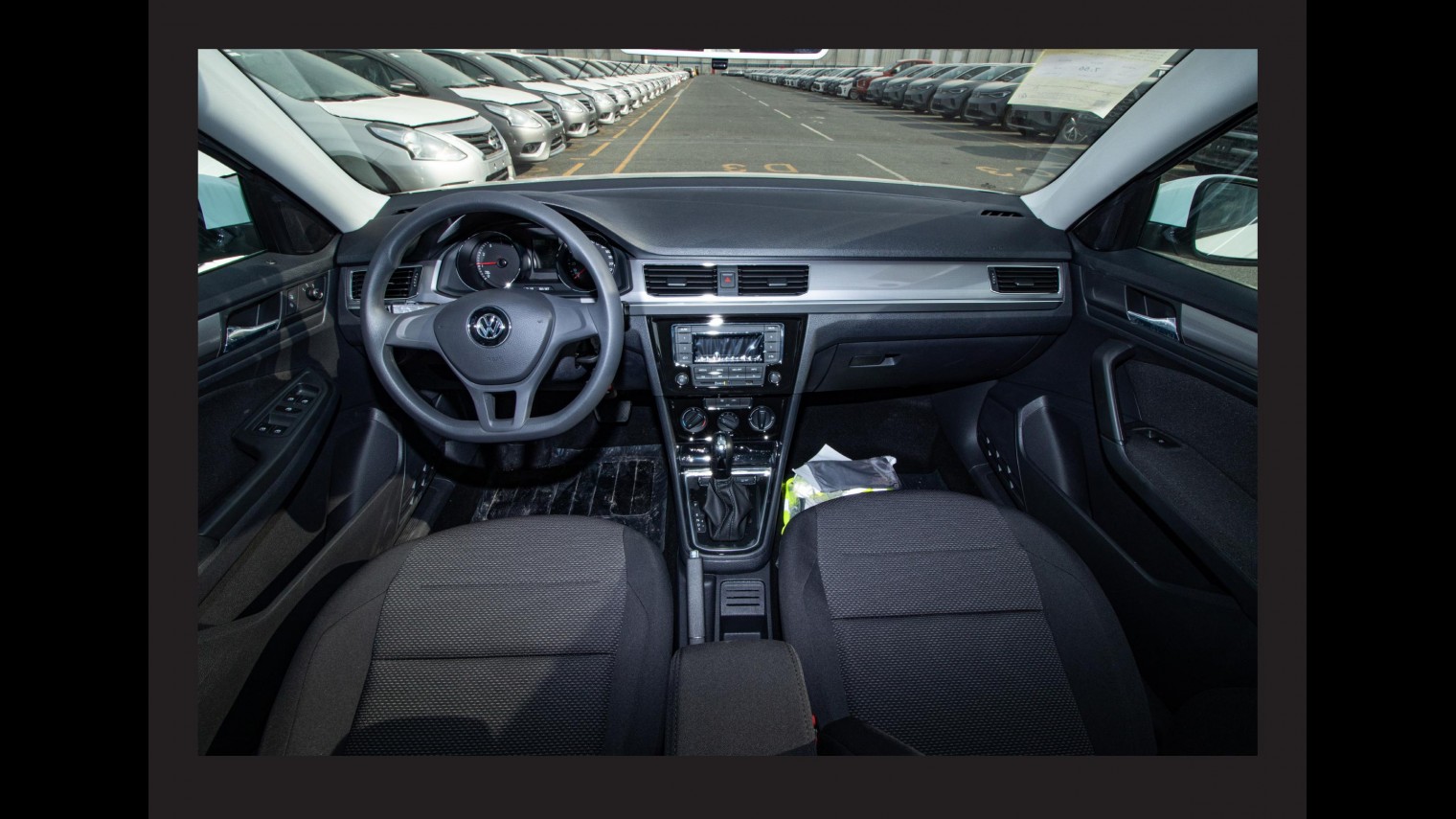 VOLKSWAGEN BORA 1.5L LEGEND MID A/T PTR